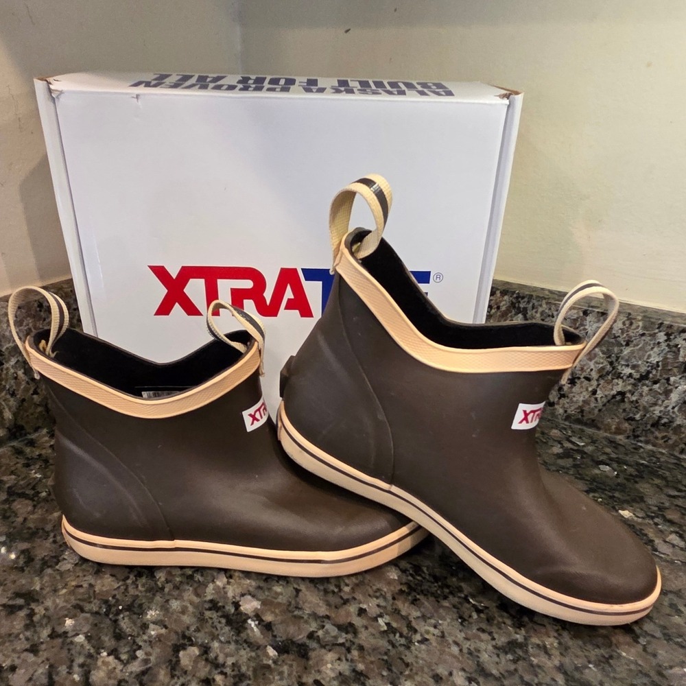 XTRATUF Kids Ankle Deck Boot Brown Waterproof Rubber Slip On XKAB900 US 2M EU 33